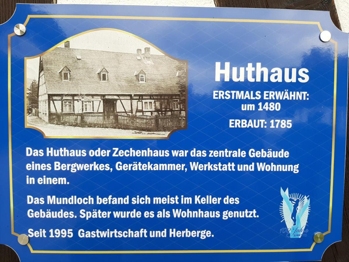 Wirtschaft & Pension Zum Huthaus Schneeberg  Dış mekan fotoğraf