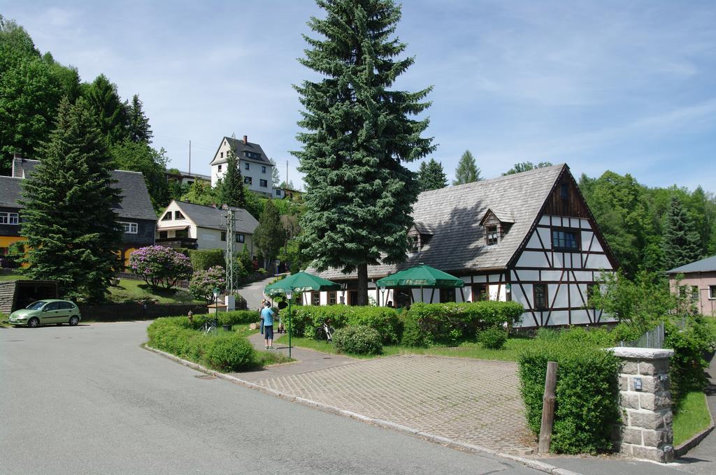 Wirtschaft & Pension Zum Huthaus Schneeberg  Oda fotoğraf